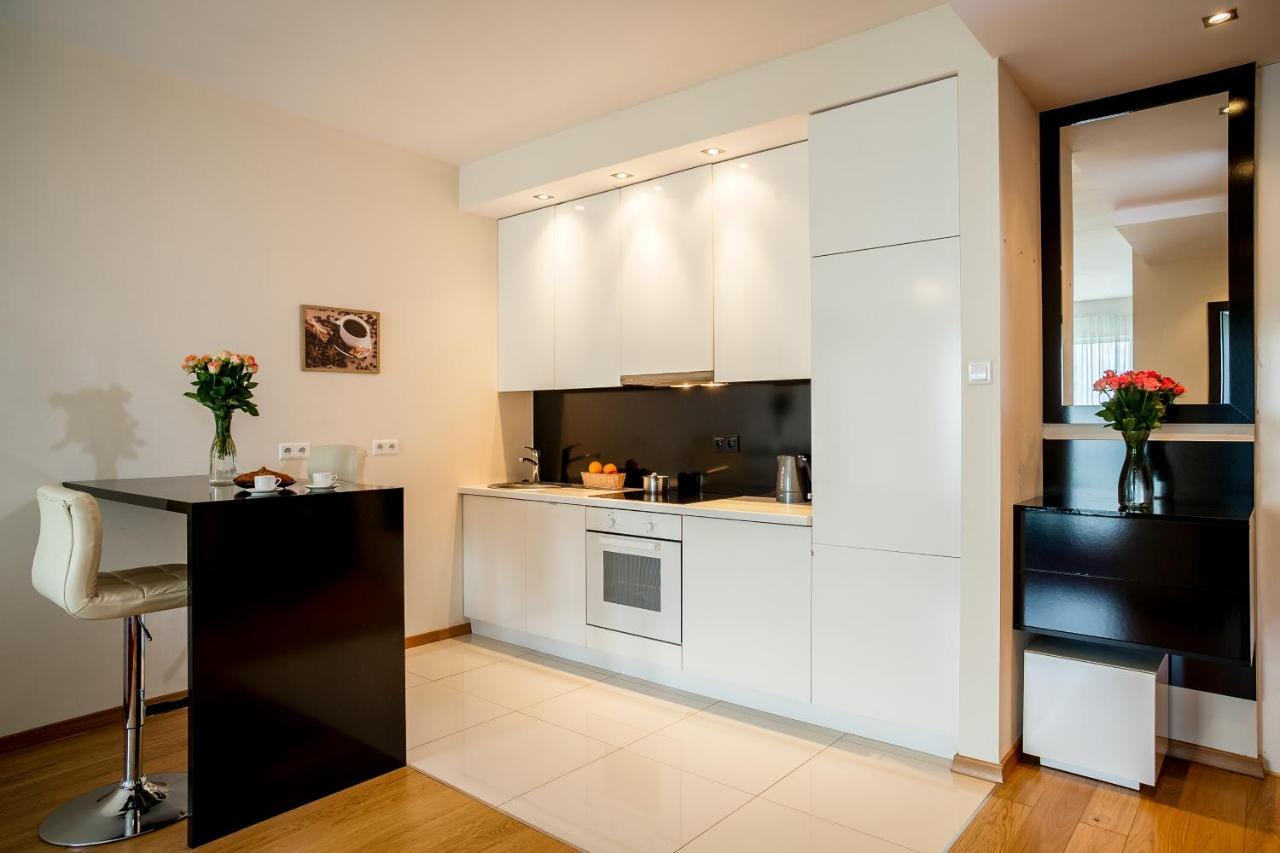 Platinum Towers Luxury Apartments Varsovia Exterior foto